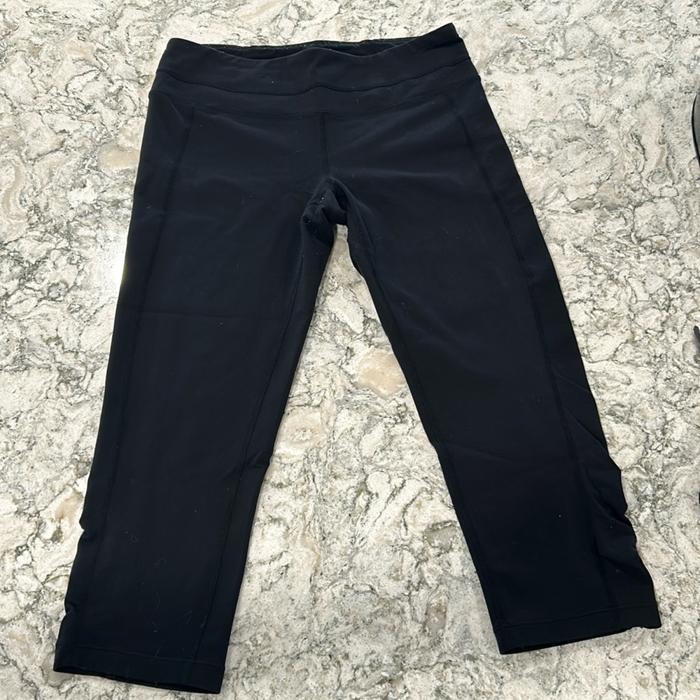 Athleta Cropped Leggings